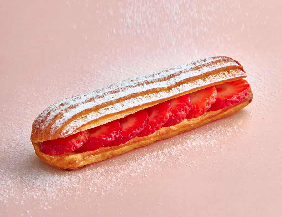 Eclair Strawberry Gateau