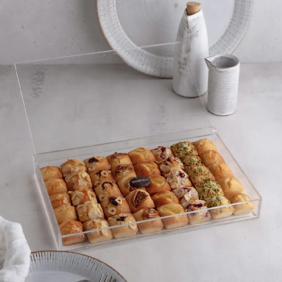 Financiers tray