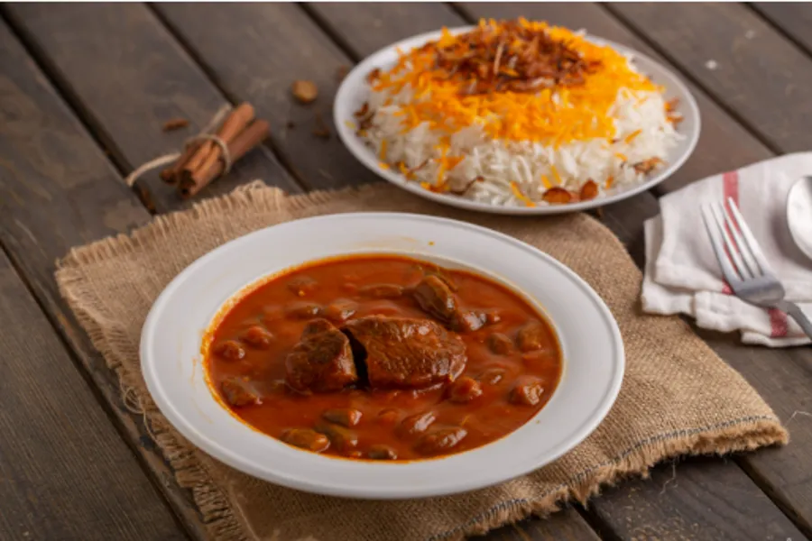PAMYIA LAHM With white rice