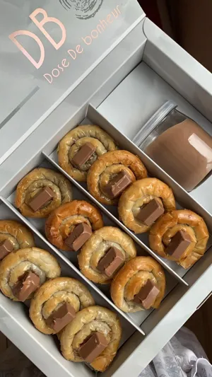 الحلويات