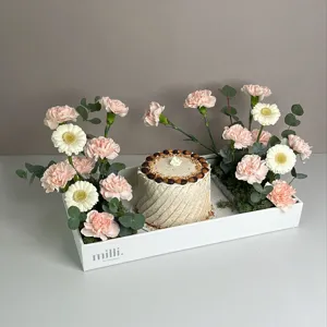 💐 كيك مع ورد
